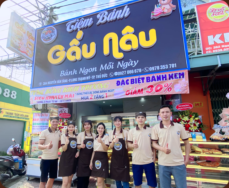 Tiệm Bánh Gấu Nâu