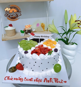 Mẫu Bánh Kem Sinh Nhật Mix Dâu Tây, Nho, Xoài, Việt Quất...