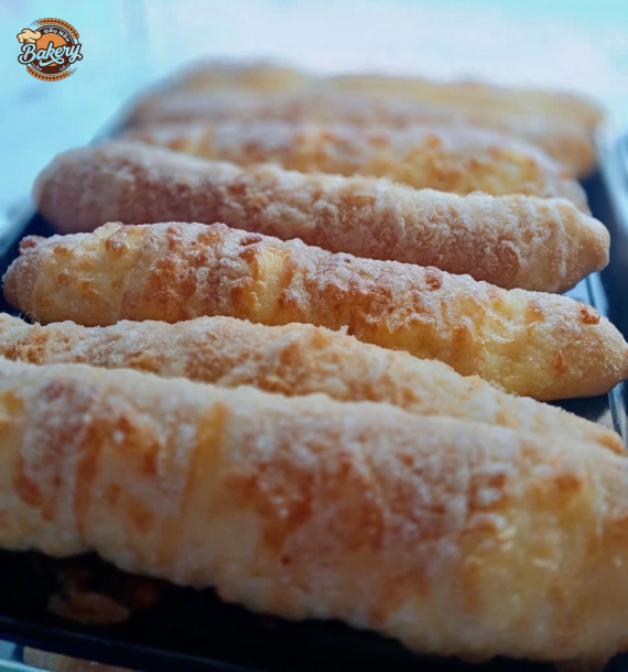 Bánh Mì Nướng Có Sữa Phủ