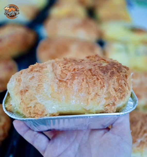  Bánh Mì Nướng Có Sữa Phủ