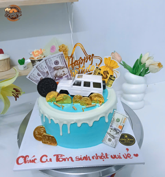 Mẫu Bánh Kem Sinh Nhật Có Icon Xe Hơi Siêu Cute