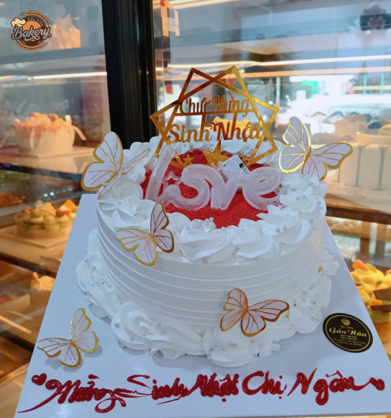 Bánh Kem Sinh Nhật Decor Bướm Xinh